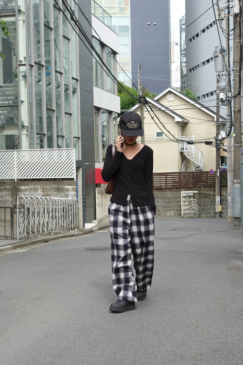 ニットフィットカーデ